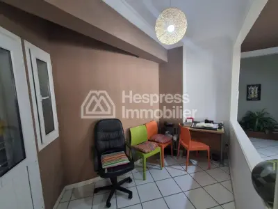 Office for sale in the Administratif district