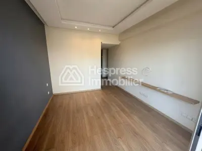 شقة جميلة للإيجار، المثلث الذهبي