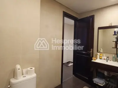 شقة جميلة للبيع غوتييه