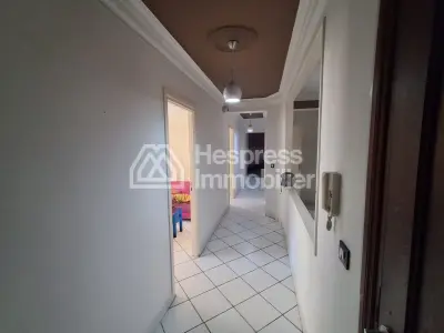 Office for sale in the Administratif district