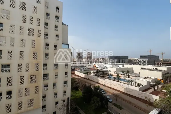 شقة جميلة للبيع في مركز CFC