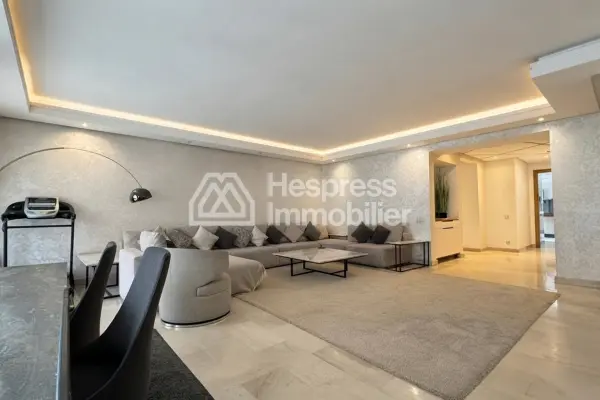Luxurious apartment for sale on Racine