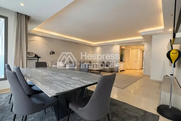 Luxurious apartment for sale on Racine