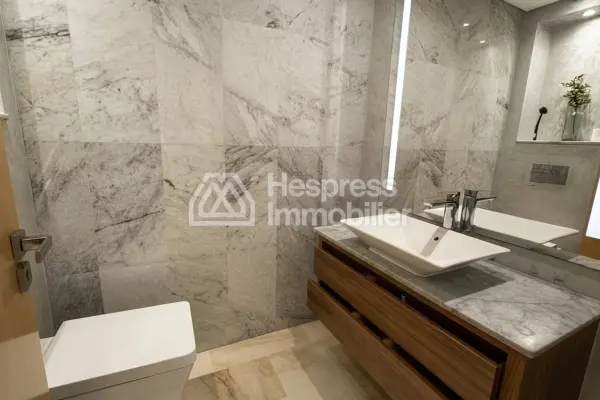 Luxurious apartment for sale on Racine