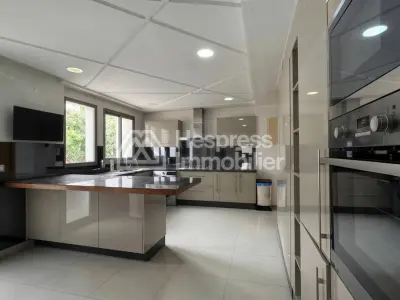 Luxurious apartment for sale on Racine