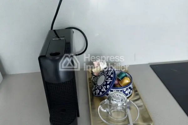 شقة استوديو مفروشة جميلة للإيجار الأميرات