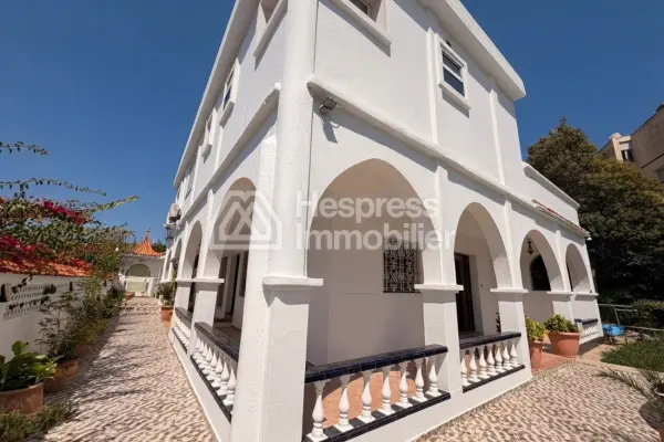 Belle villa à louer MEUBLÉE à JBEL KBIR TANGER