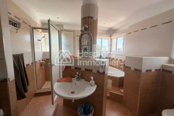Belle villa à louer MEUBLÉE à JBEL KBIR TANGER