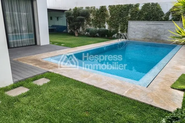 Beautiful contemporary villa for sale in Polo