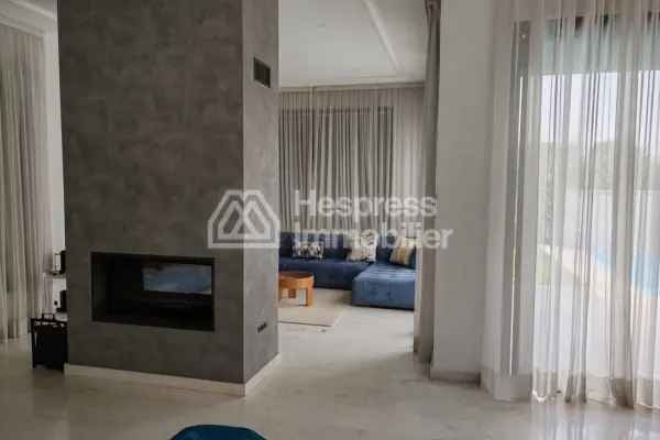 Beautiful contemporary villa for sale in Polo