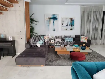 Beautiful contemporary villa for sale in Polo