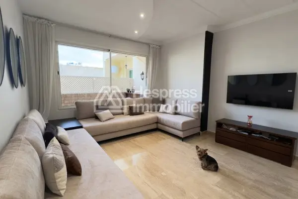 Beautiful FURNISHED apartment for rent, BURGUNDY