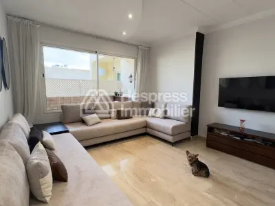 Beautiful FURNISHED apartment for rent, BURGUNDY