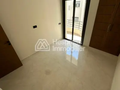 Bel appartement moderne de 91 m² en location