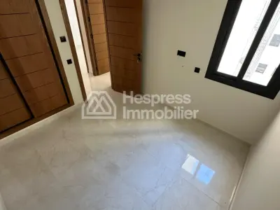 Bel appartement moderne de 91 m² en location