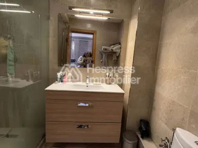 شقة جميلة للبيع بالمييه