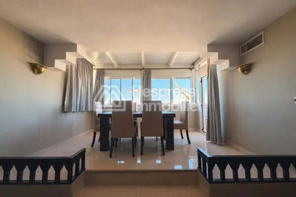 Bel appartement meublé à louer, corniche tanger