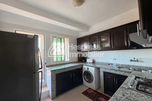 Bel appartement meublé à louer, corniche tanger