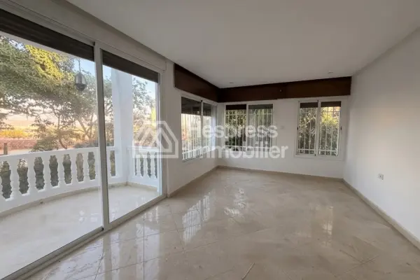 Belle Villa à louer JBEL KBIR TANGER