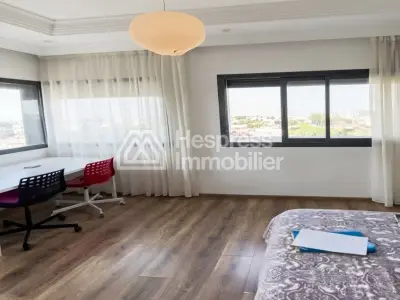 فيلا استثنائية للبيع في مجمع سكني دار بوعزة