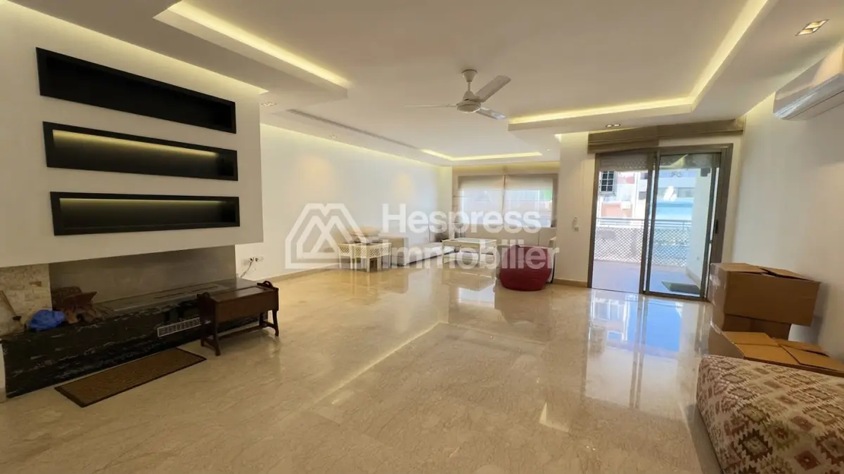 Beautiful apartment for sale in Racine