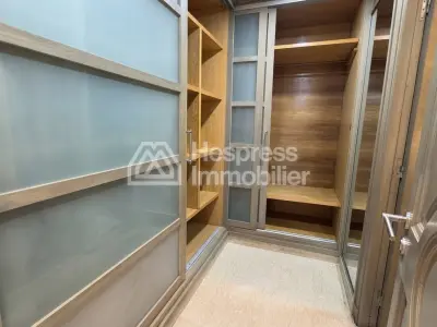 Beautiful apartment for sale in Racine