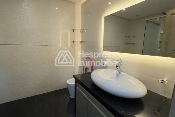 Beautiful apartment for sale in Racine