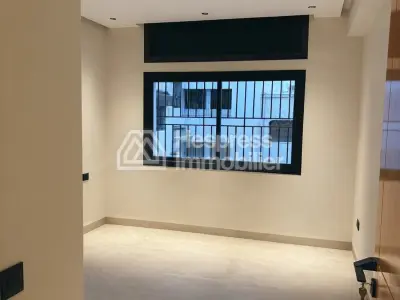 Bel appartement à louer racine