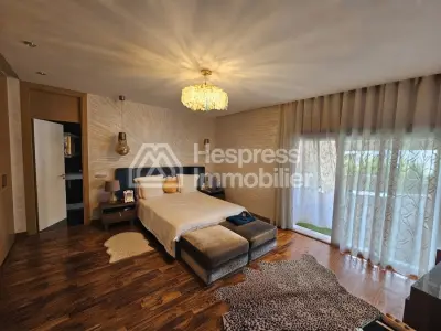 Luxurious villa for rent in Prestigia, Boiuskoura