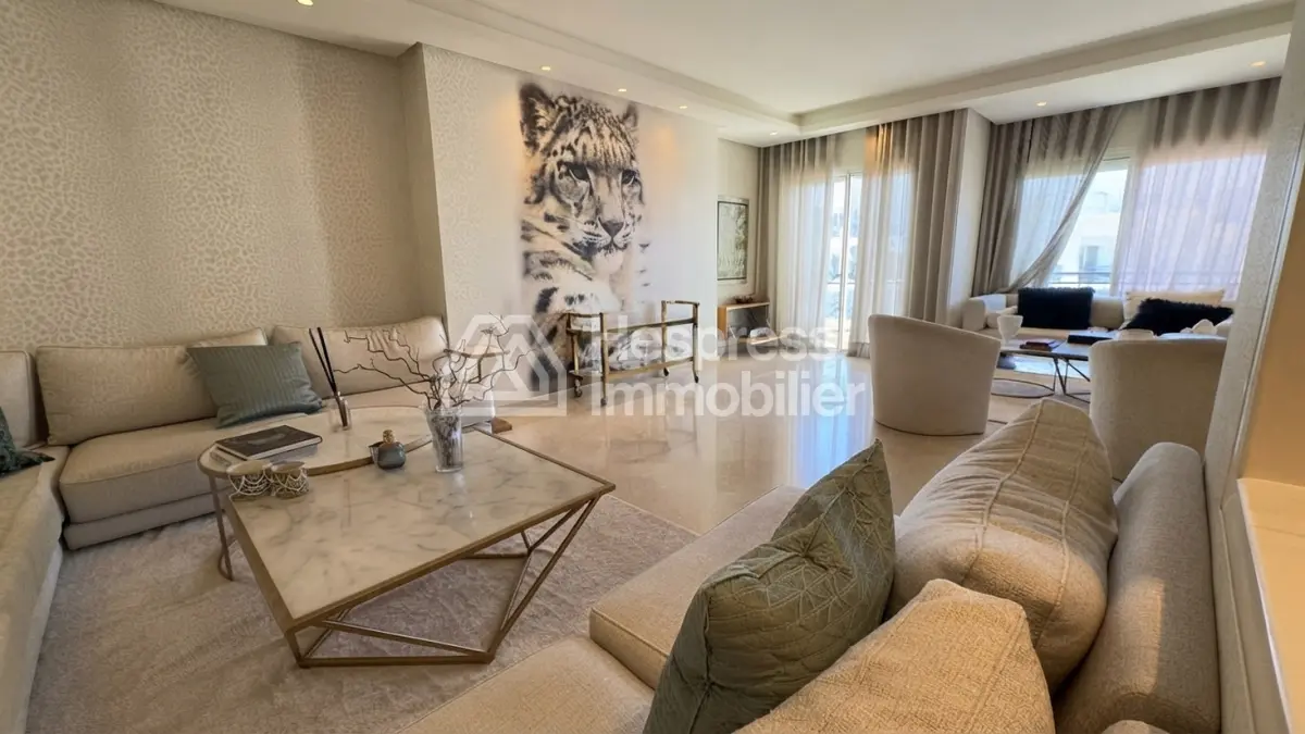 Très bel appartement MEUBLÉ à louer TRIANGLE D'OR