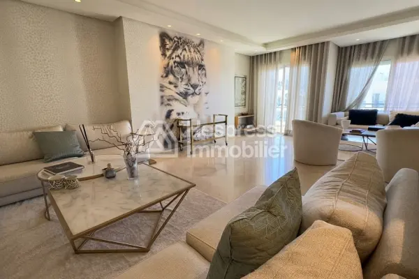 Beautiful FURNISHED apartment for rent in the GOLDEN TRIANGLE