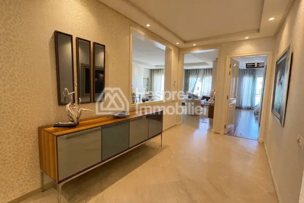Très bel appartement MEUBLÉ à louer TRIANGLE D'OR