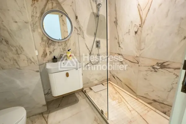 Beautiful FURNISHED apartment for rent in the GOLDEN TRIANGLE