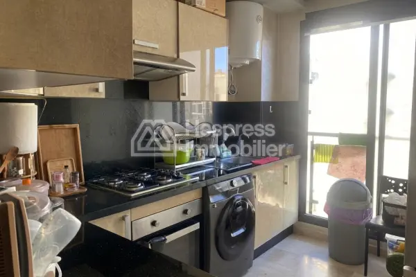 Beautiful unfurnished apartment for rent in Bachkou Taddart