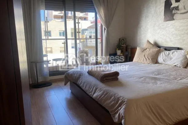 Beautiful unfurnished apartment for rent in Bachkou Taddart