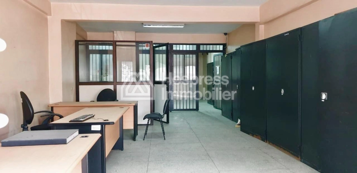 Shop for rent, 160m² at Casablanca