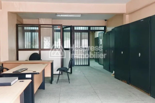 Shop for rent, 160m² at Casablanca