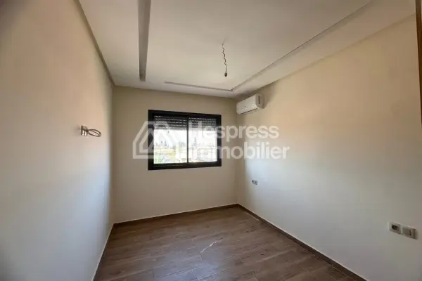 Bel appartement neuf jamais habité à semlalia