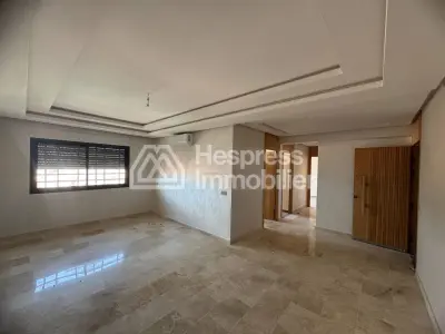 Bel appartement neuf jamais habité à semlalia