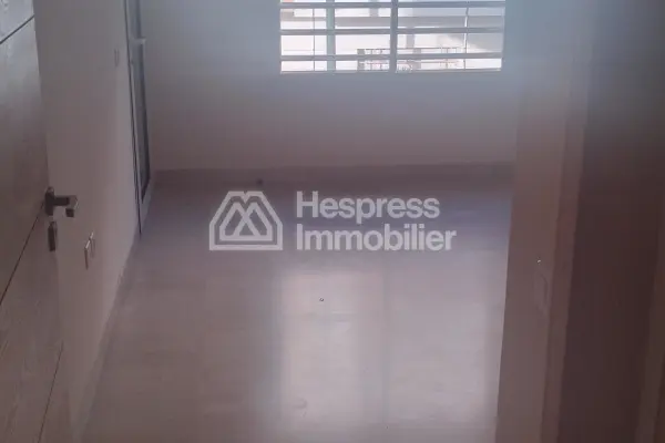 Bel appartement a jnane souissi en face du nouveau edifice de sûreté nationale 