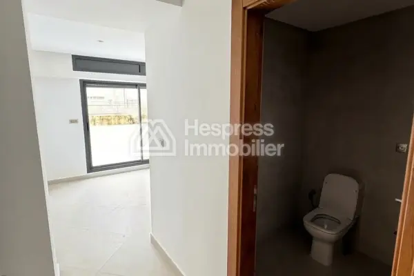 Appartement en location à Iberie. Surface de 135 m². Avec ascenseur et terrasse