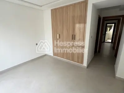 Appartement en location à Iberie. Surface de 135 m². Avec ascenseur et terrasse