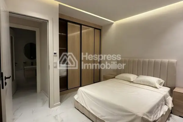Appartement a louer longue durée tanja balia 9500Dh