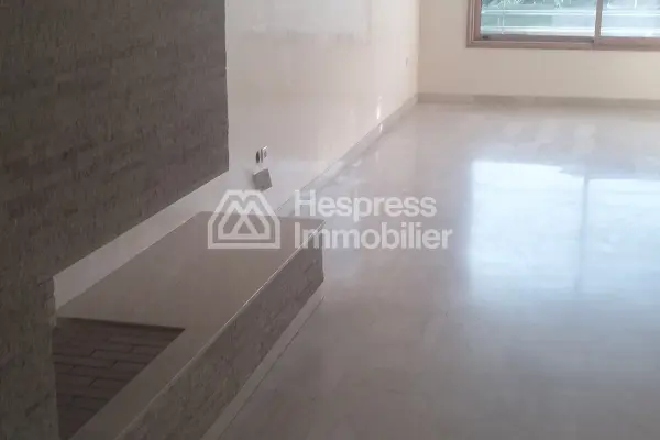Bel appartement a jnane souissi en face du nouveau edifice de sûreté nationale 