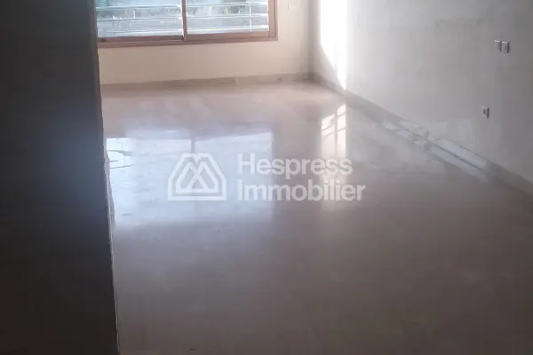 Bel appartement a jnane souissi en face du nouveau edifice de sûreté nationale 