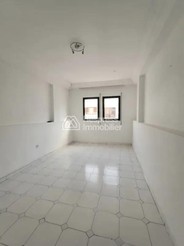 Appartement à vendre à Agdal