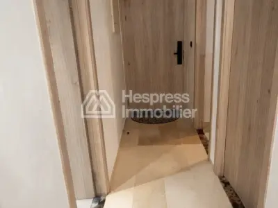 Rental of an apartment in Malabata. Total area 98 m². Well furnished