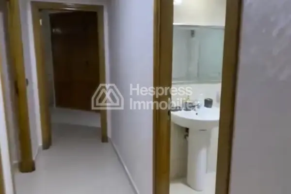 Beautiful, fully furnished luxury apartment for rent in Malabata