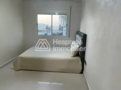 Beautiful, fully furnished luxury apartment for rent in Malabata