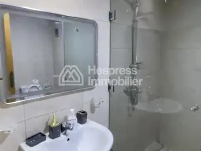 Beautiful, fully furnished luxury apartment for rent in Malabata